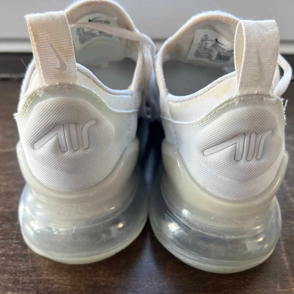 NIKE AIR MAX 270 Youth size 5.5